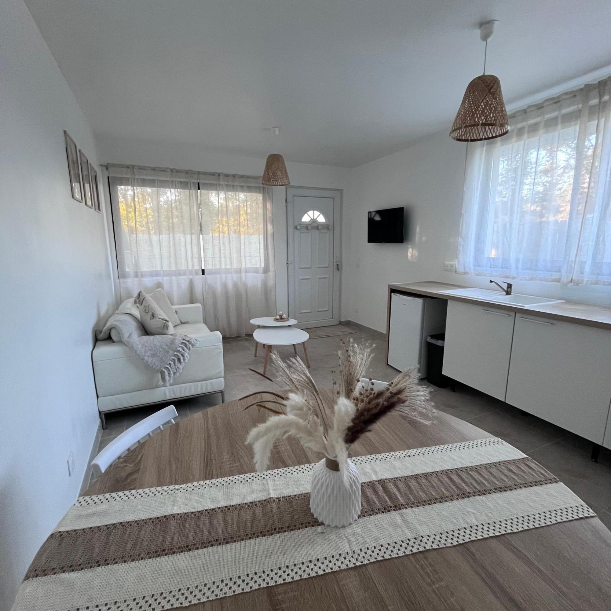 Cocon Avec Spa Mios Bagian luar foto