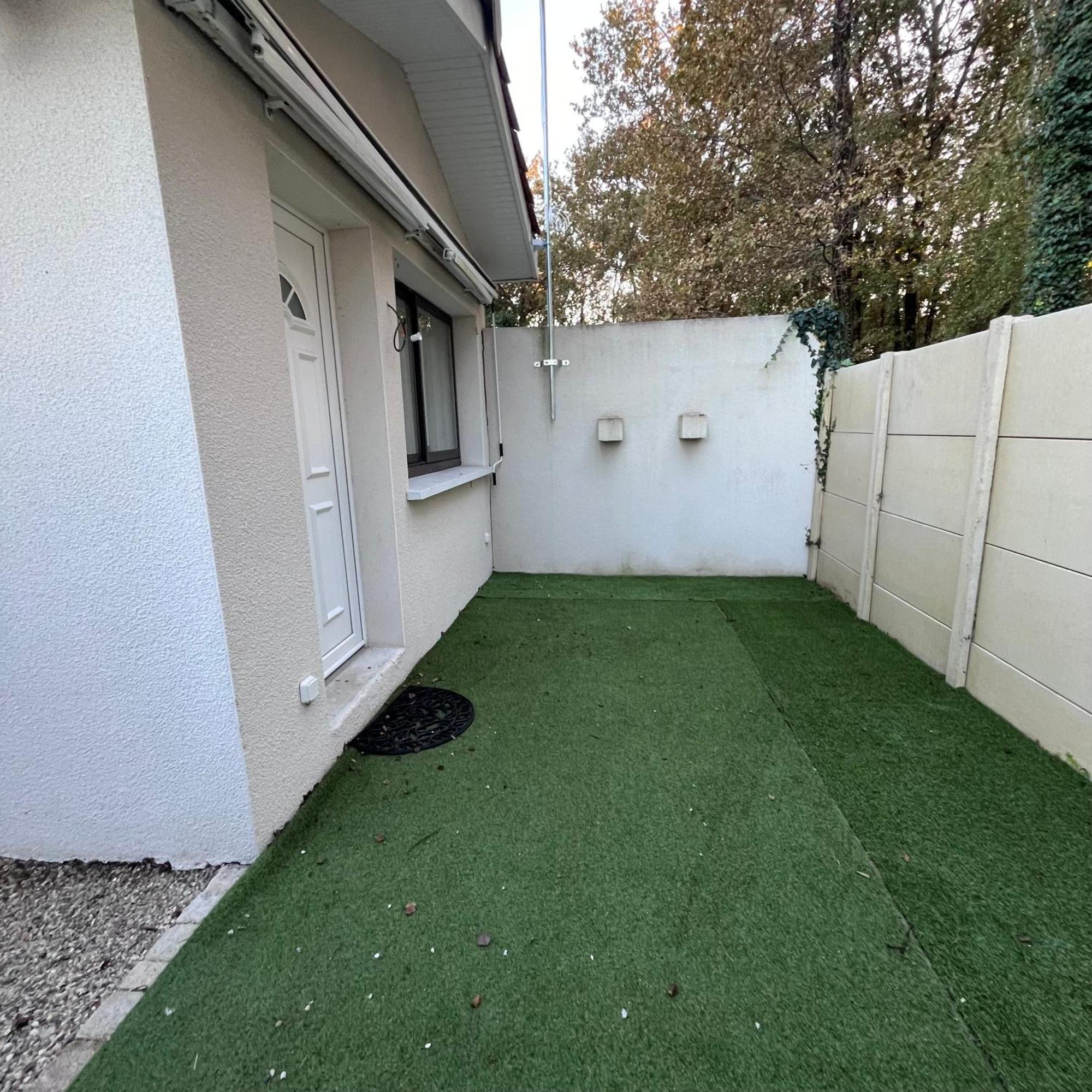 Cocon Avec Spa Mios Bagian luar foto